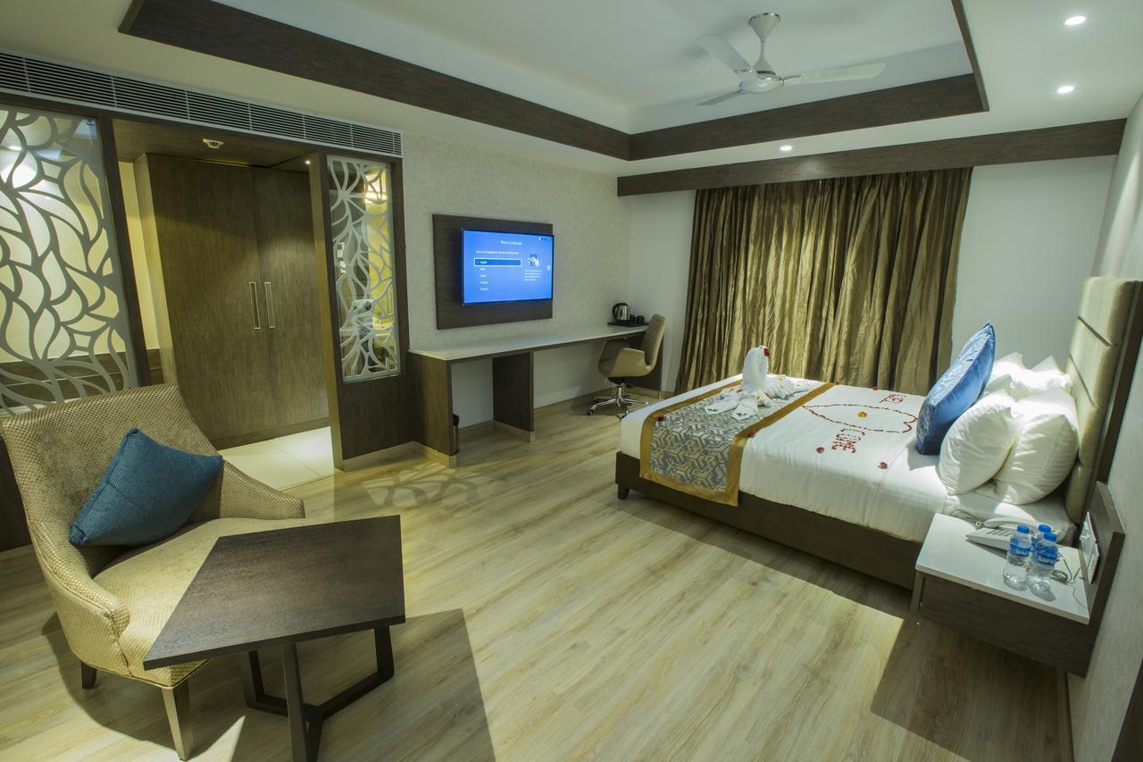 Hotel Saradha Grande Pudukkottai Εξωτερικό φωτογραφία
