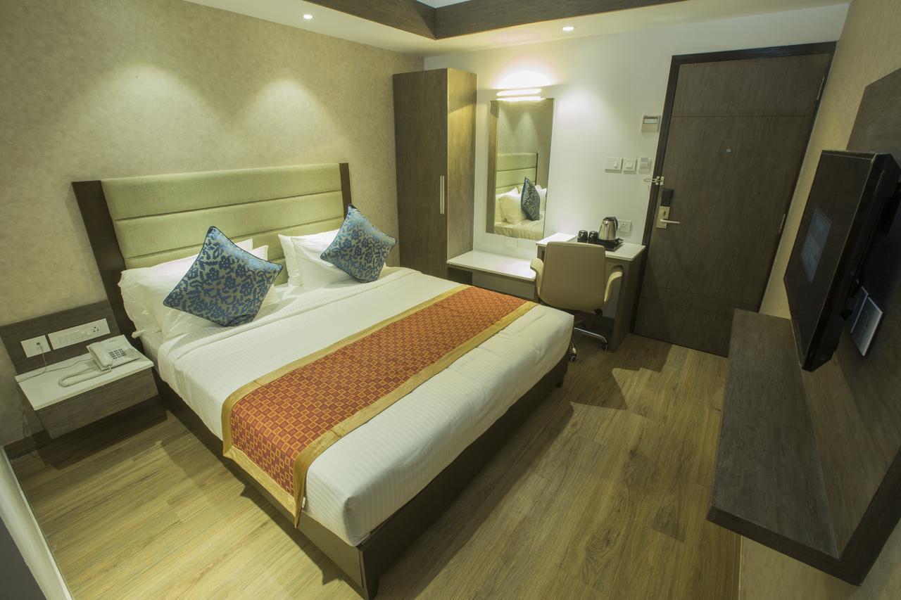 Hotel Saradha Grande Pudukkottai Εξωτερικό φωτογραφία