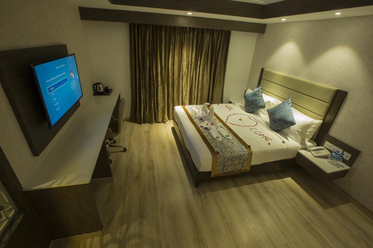 Hotel Saradha Grande Pudukkottai Εξωτερικό φωτογραφία